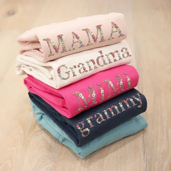 Personalisiertes Sweatshirt mit Blumenstickerei | Muttertagsgeschenk