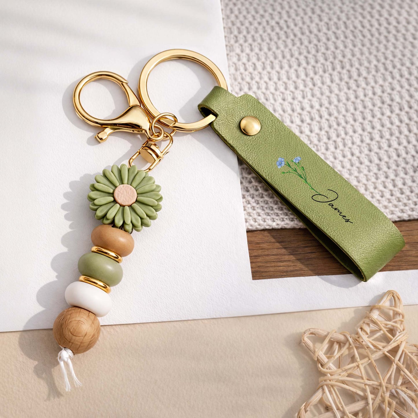 UV Printed Daisy Beaded Keychain with Name - Personalized Gifts for Her