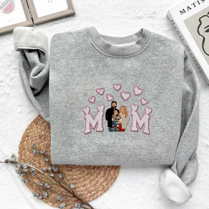 Besticktes Familienportrait-Shirt, personalisiertes besticktes Mama-Sweatshirt, Muttertagsgeschenk, individuelles Mama-Shirt, Geschenk für Ehefrau